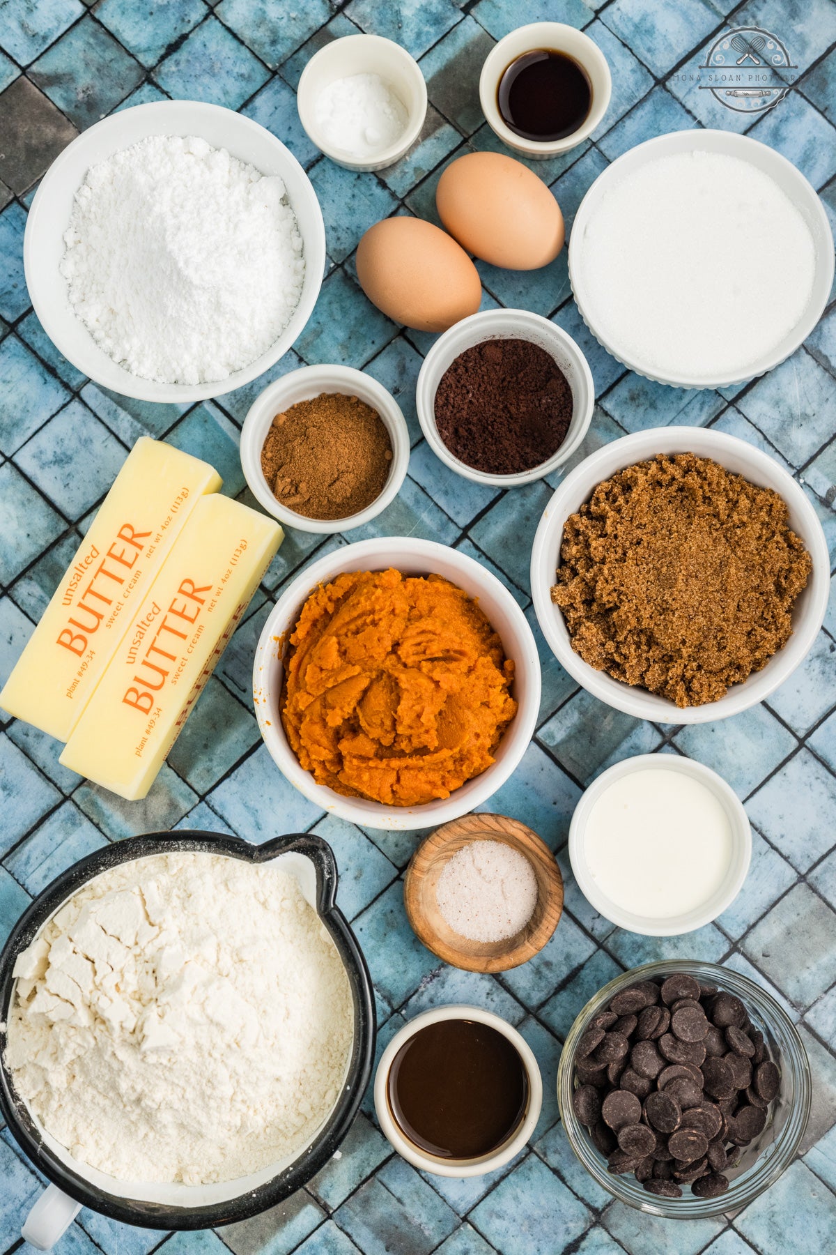 Pumpkin Chocolate Chip Skillet Cookie