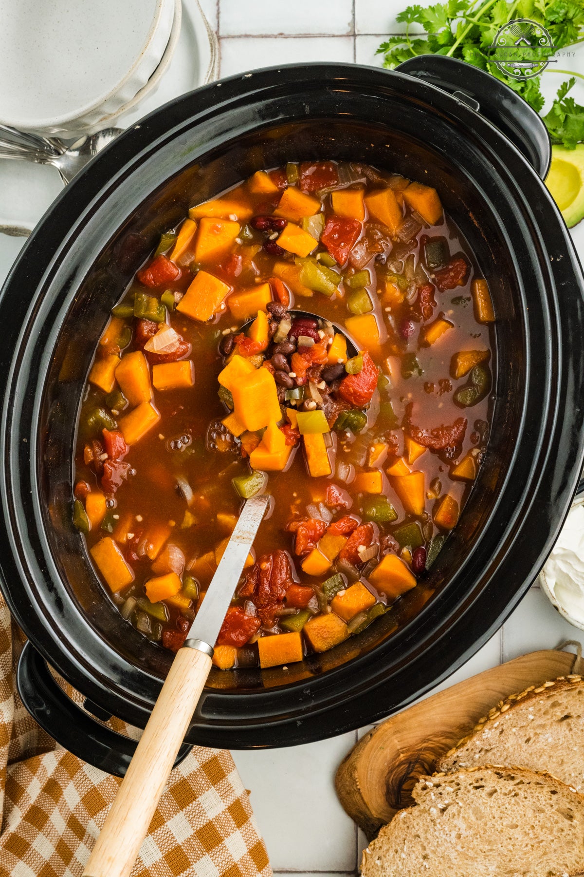 Crockpot Sweet Potato Chili (Vegetarian Chili)