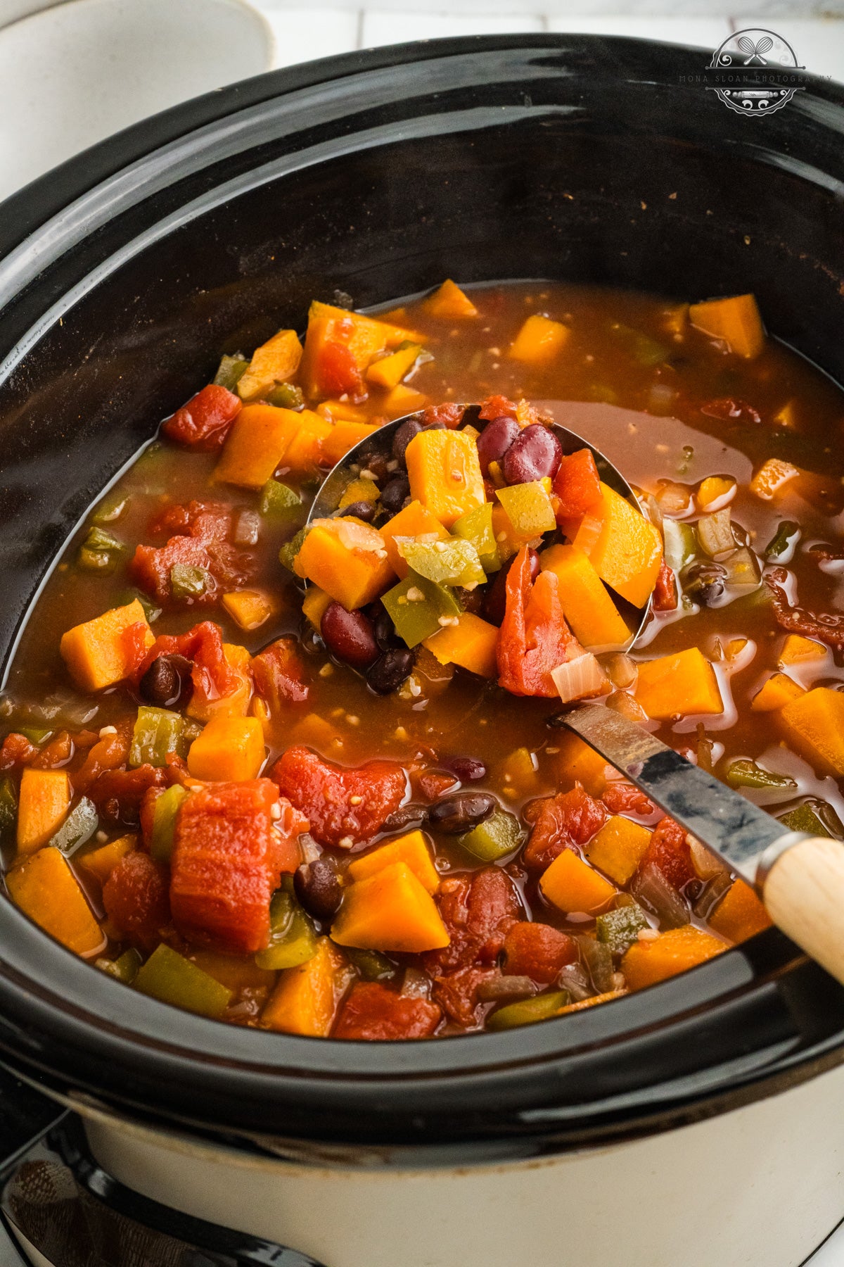 Crockpot Sweet Potato Chili (Vegetarian Chili)