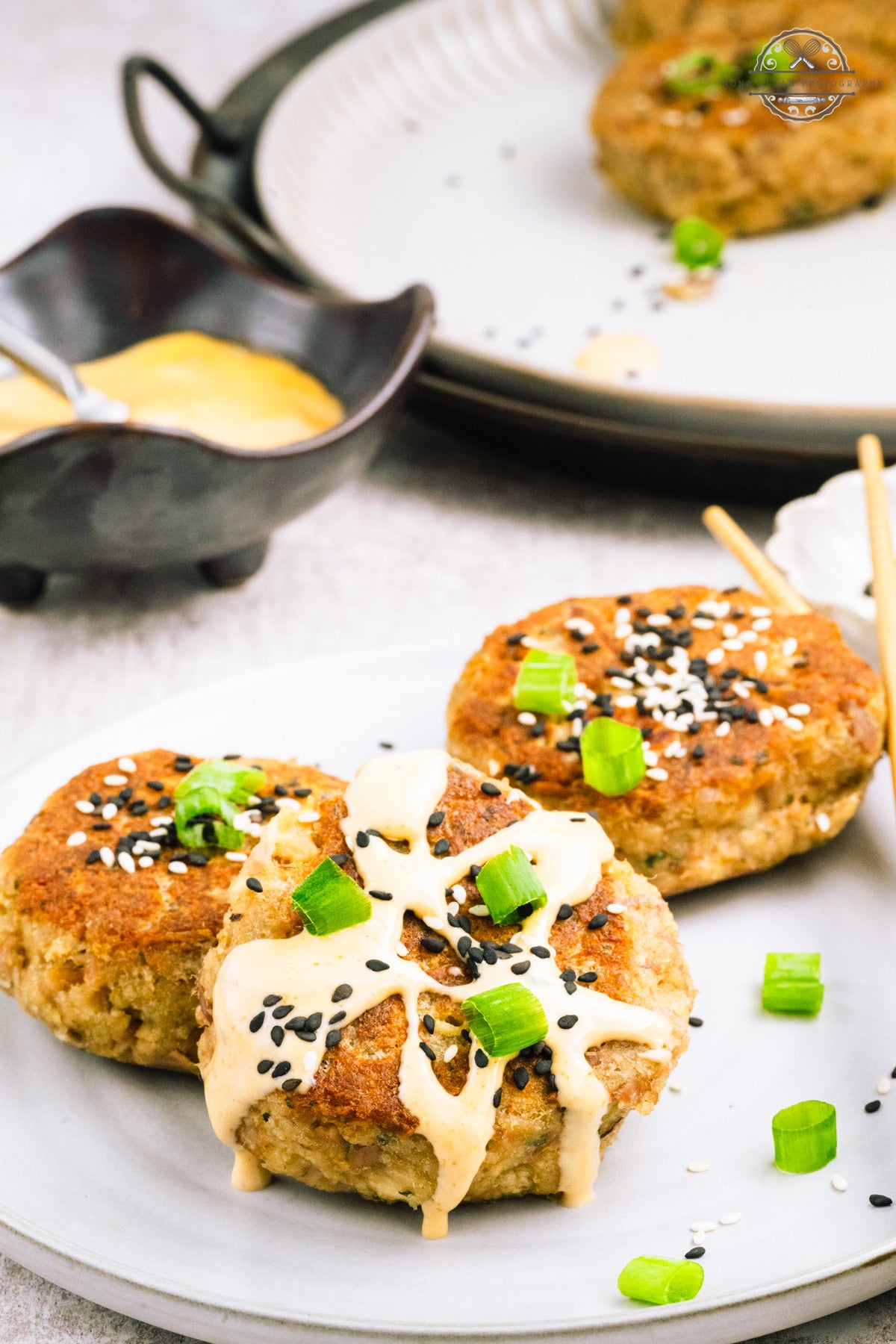 Tuna Cakes with Spicy Mayo Dressing
