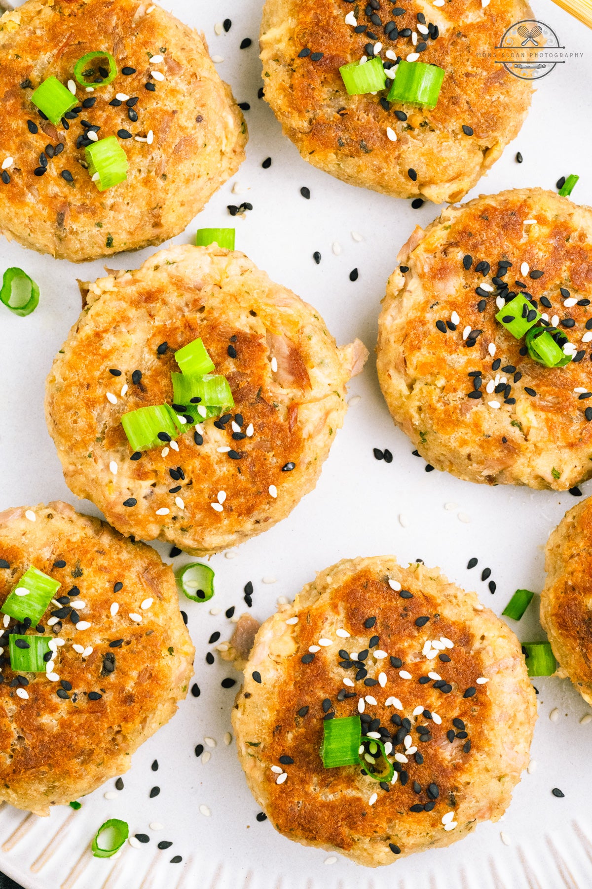 Tuna Cakes with Spicy Mayo Dressing