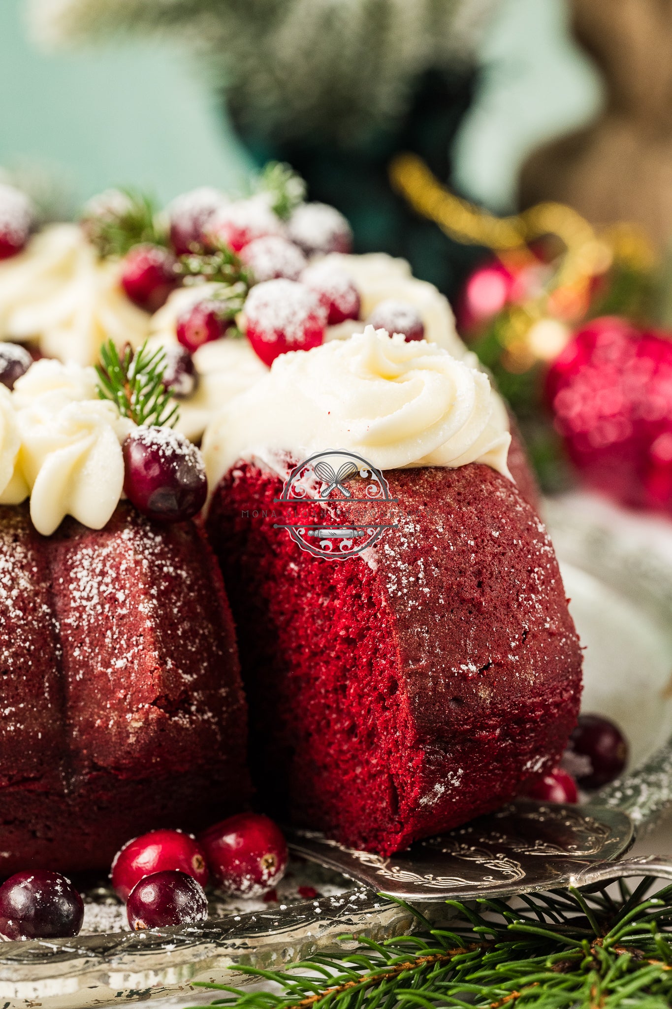 Red Velvet Christmas Bundt Cake