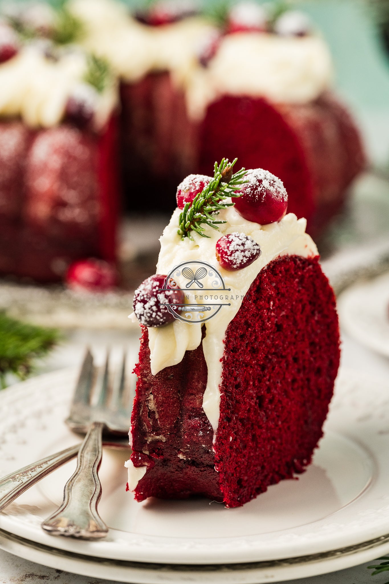 Red Velvet Christmas Bundt Cake