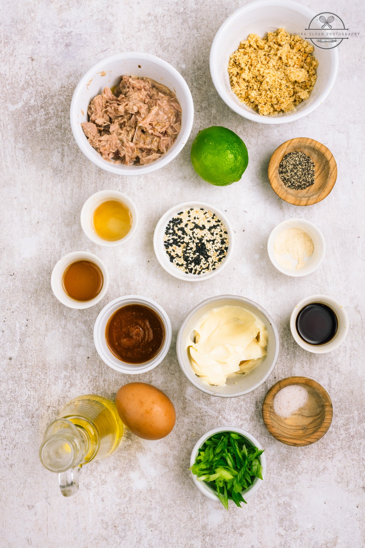 Tuna Cakes with Spicy Mayo Dressing